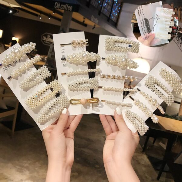 Fashion Pearls Hairclips for Women - Image 3